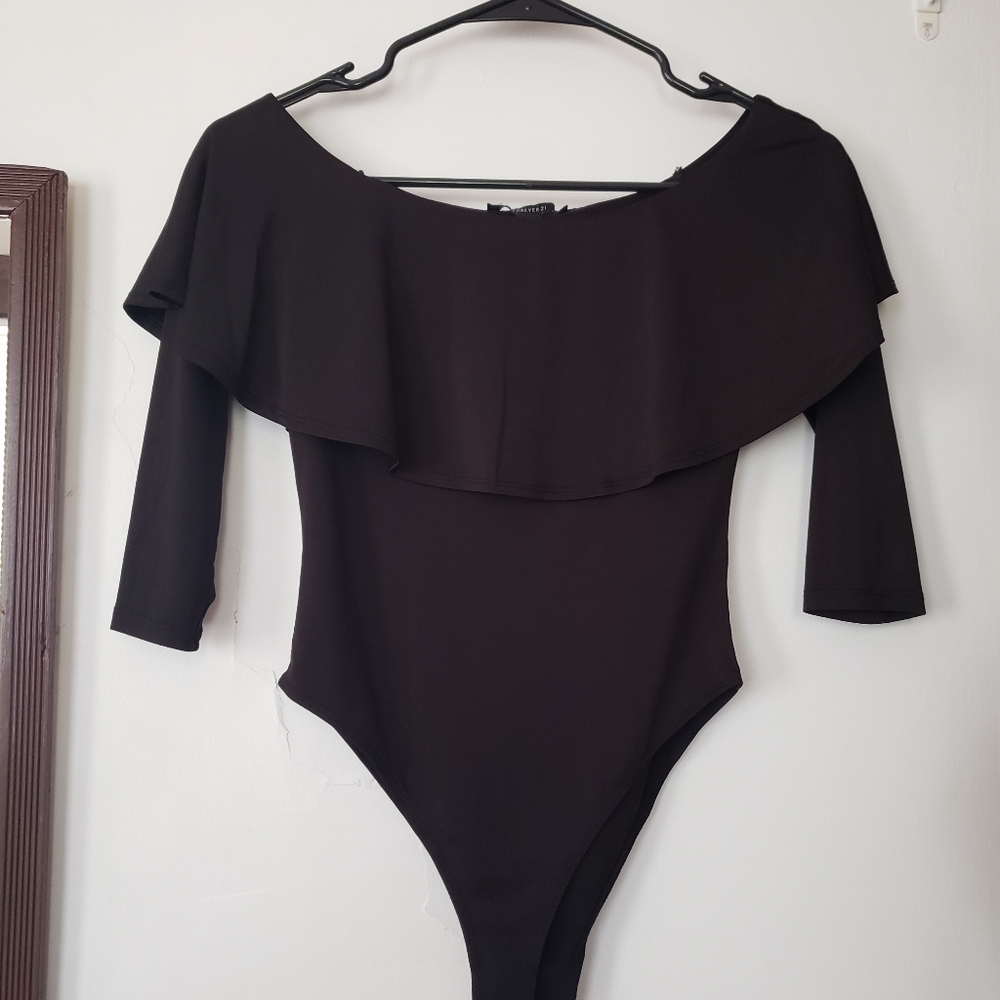 Forever 21 Black Off-Shoulder Top